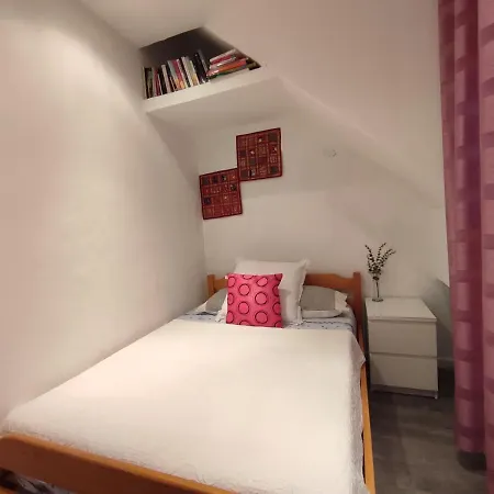 아파트 Casa Docim, Casa Tipica Algarvia No Centro Da Velha