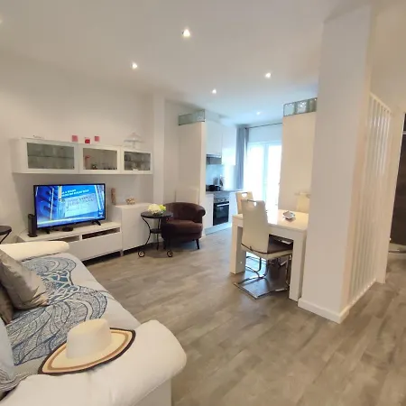 Casa Docim, Casa Tipica Algarvia No Centro Da Velha *